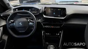 Peugeot e-2008 de 2023