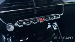 Peugeot e-2008 de 2023