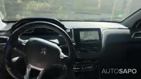 Peugeot 2008 1.2 PureTech Style de 2018