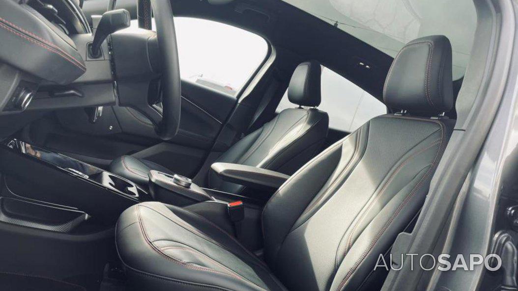 Ford Mustang Mach-E AWD de 2024