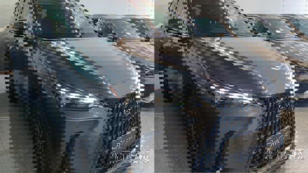 Lexus NX 300h Executive Plus de 2025