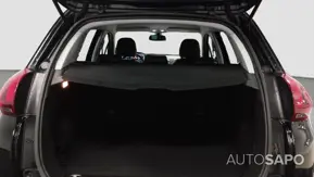 Peugeot 2008 1.2 PureTech Allure EAT6 de 2019