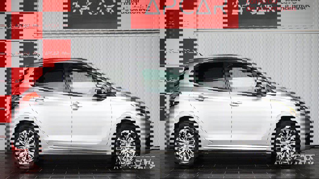 Peugeot 208 1.2 PureTech Style de 2018