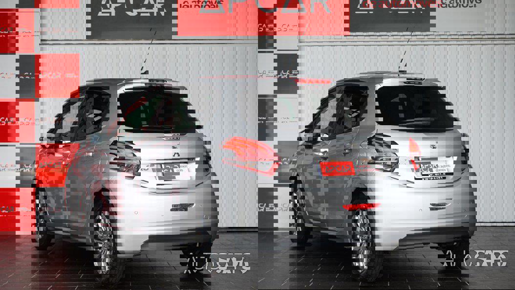 Peugeot 208 1.2 PureTech Style de 2018