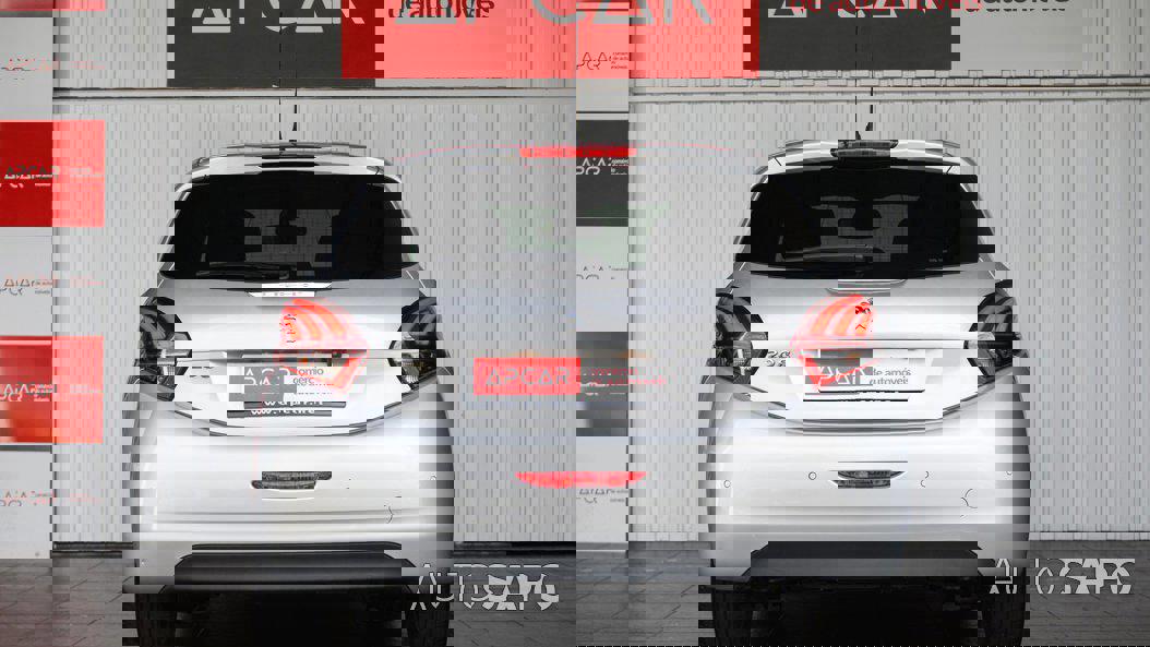 Peugeot 208 1.2 PureTech Style de 2018