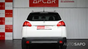 Peugeot 2008 1.2 PureTech Allure de 2015