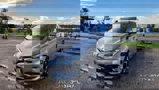 Toyota Auris 1.8 HSD Comfort+Pack Sport+Navi de 2015