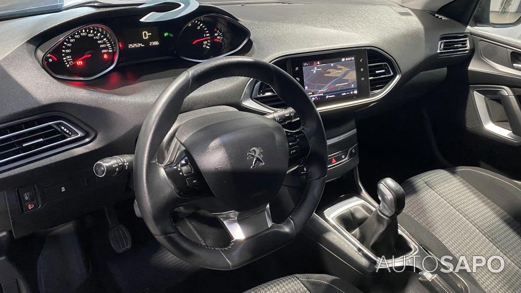 Peugeot 308 1.6 e-HDi Active de 2017