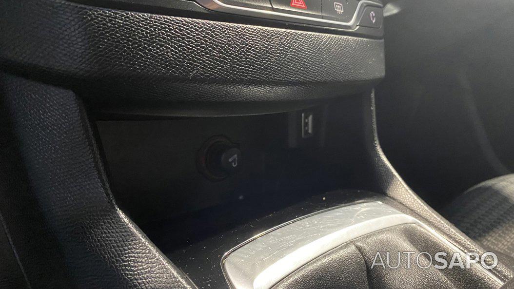 Peugeot 308 1.6 e-HDi Active de 2017