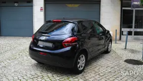 Peugeot 208 1.2 PureTech Active de 2016