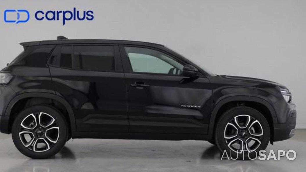 Jeep Avenger 1.2 GSE T3 Altitude de 2025