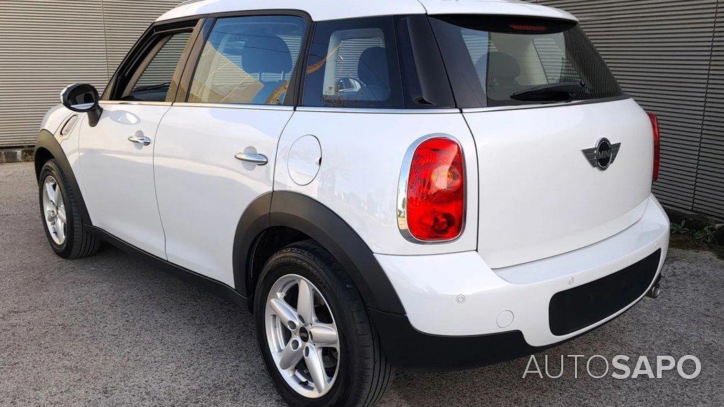 MINI Countryman Cooper D ALL4 de 2013
