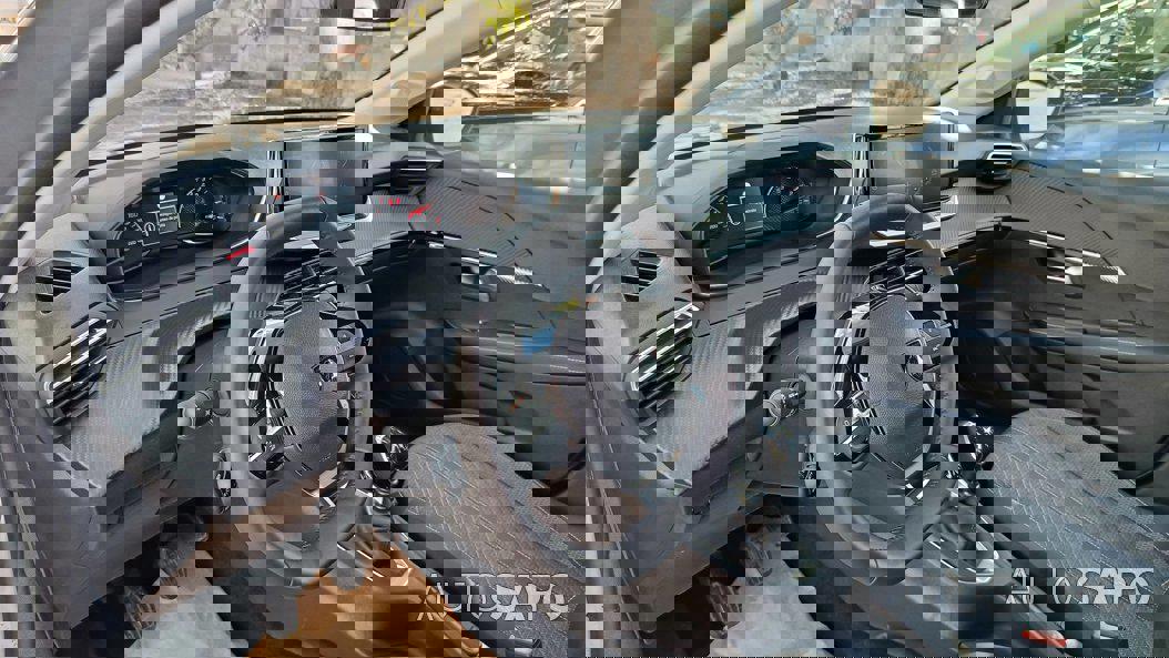 Peugeot 208 1.2 PureTech Allure de 2025