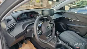 Peugeot 208 1.2 PureTech Allure de 2025