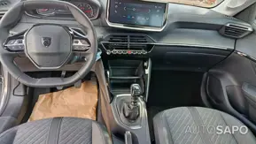 Peugeot 208 1.2 PureTech Allure de 2025