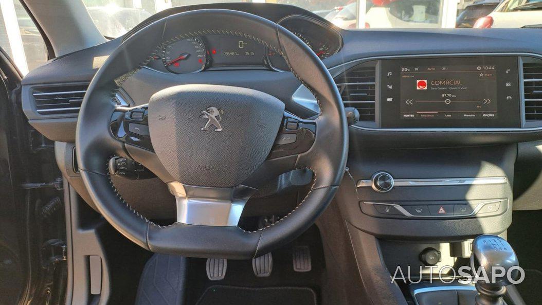 Peugeot 308 1.2 PureTech Active de 2019