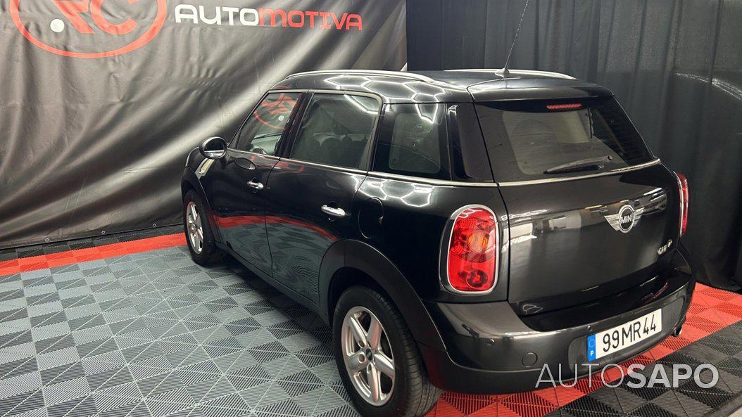 MINI Countryman One D de 2012