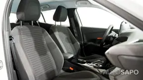 Peugeot e-2008 de 2022