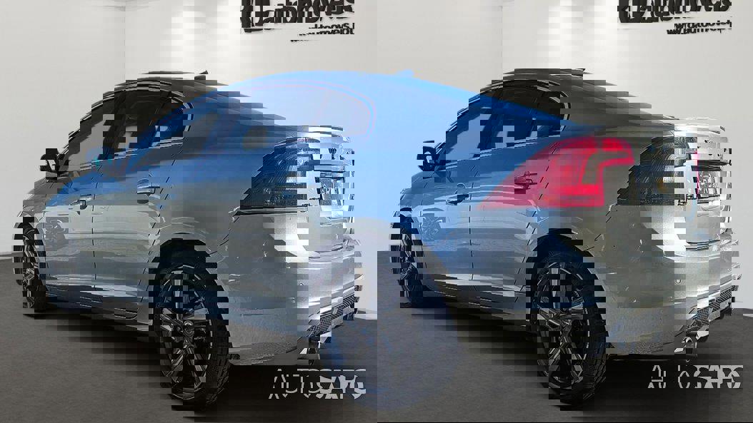 Volvo S60 1.6 D2 R-Design Summum de 2012