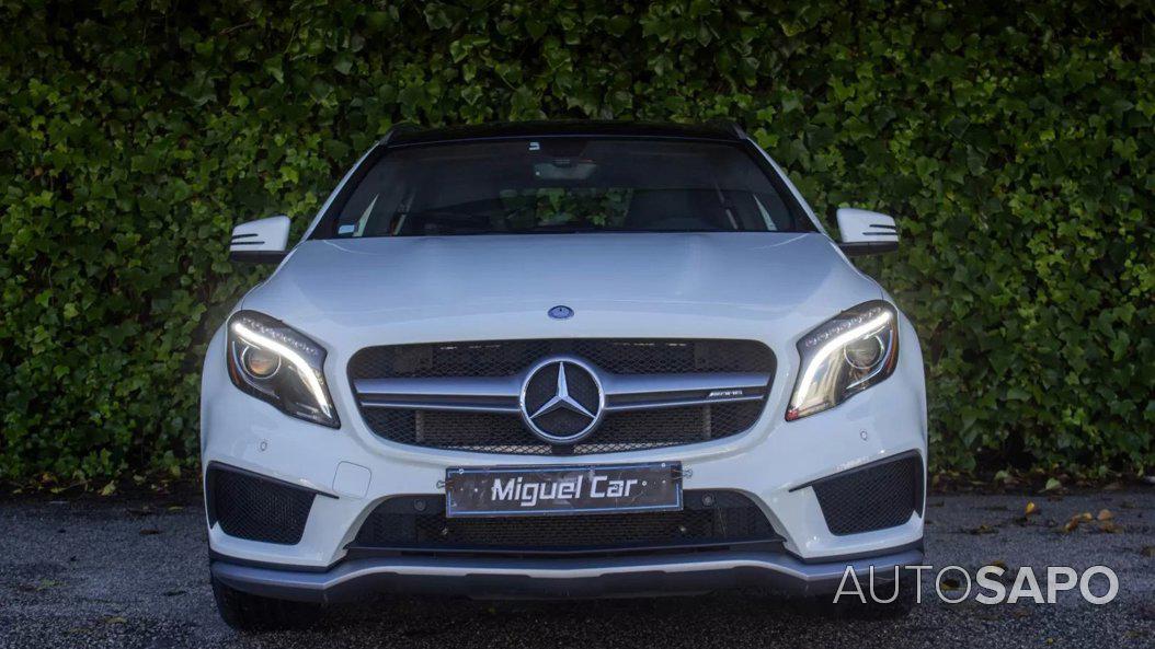 Mercedes-Benz Classe GLA 45 AMG 4-Matic de 2015