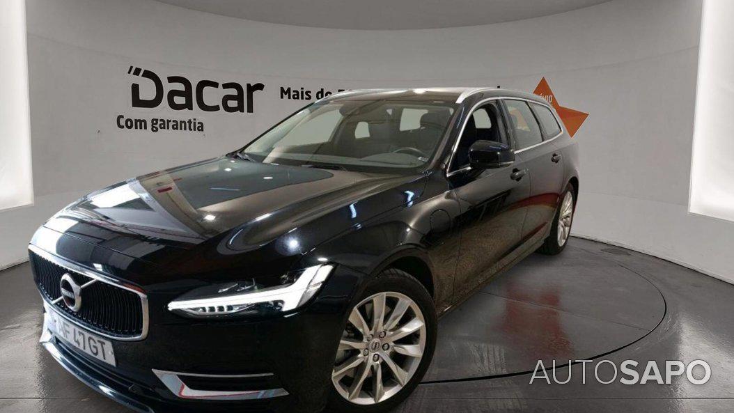 Volvo V90 2.0 T8 Momentum Plus AWD Geartronic de 2021