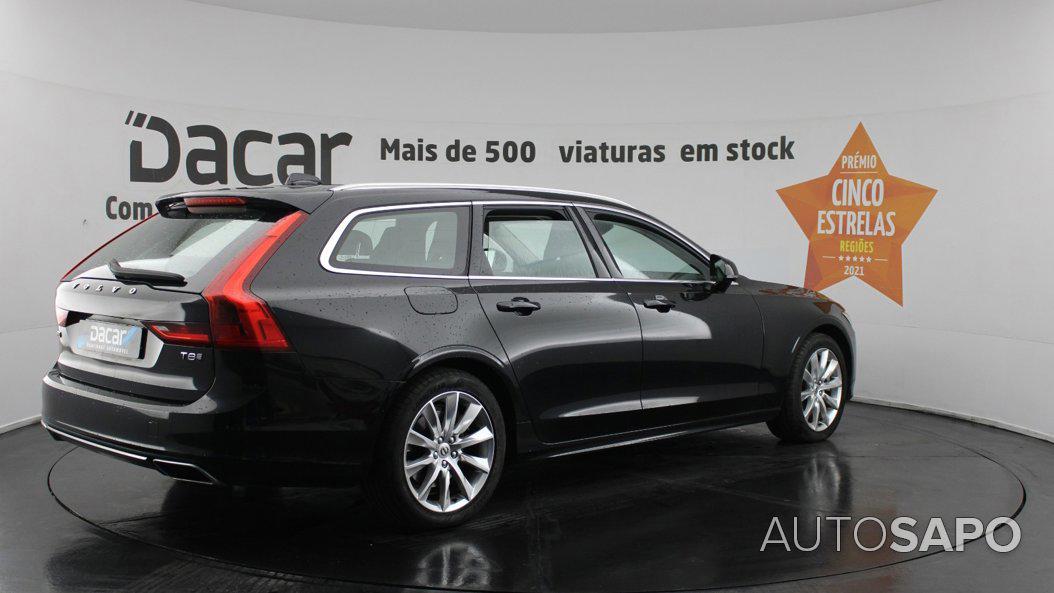 Volvo V90 2.0 T8 Momentum Plus AWD Geartronic de 2021