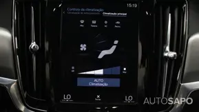 Volvo V90 2.0 T8 Momentum Plus AWD Geartronic de 2021