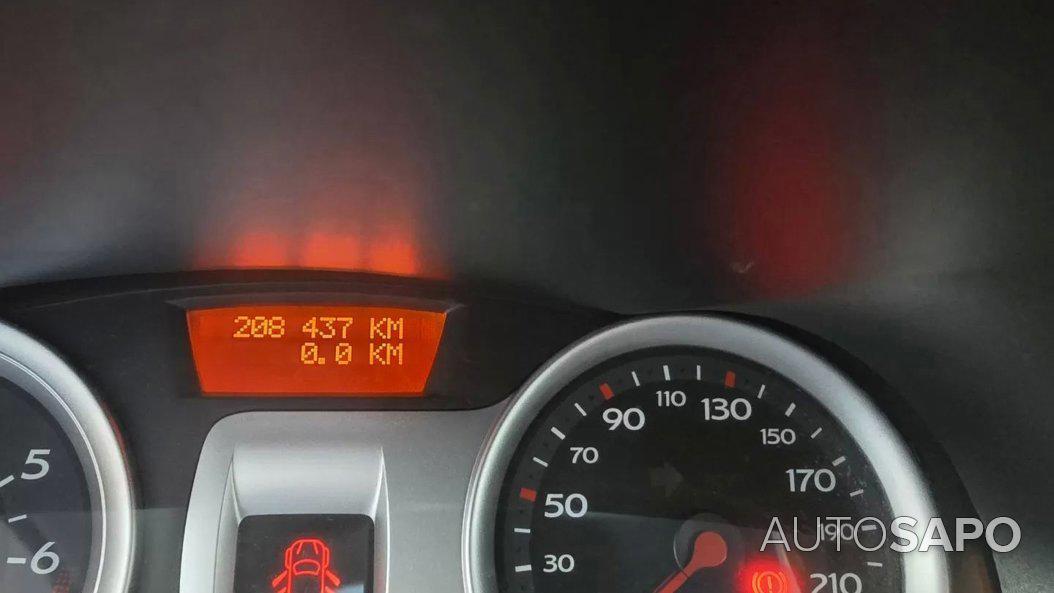 Renault Clio 1.2 16V Luxe Dynamique de 2008