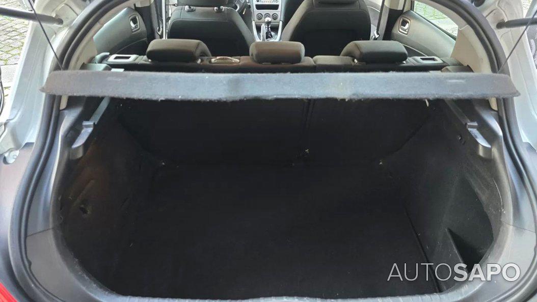 Peugeot 308 1.6 e-HDi Access CMP6 de 2013