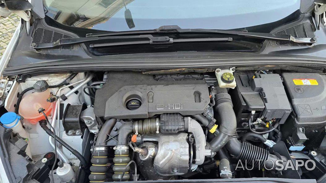 Peugeot 308 1.6 e-HDi Access CMP6 de 2013