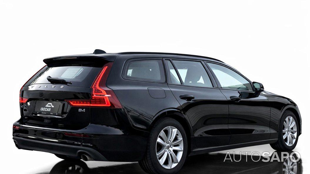 Volvo V60 2.0 D4 Momentum Geartronic de 2021