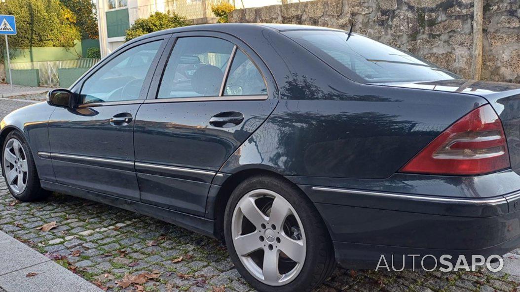 Mercedes-Benz Classe C 220 CDi Avantgarde Aut. de 2001