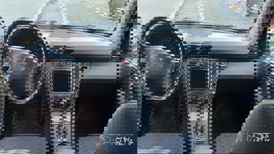 Mercedes-Benz Classe C 220 CDi Avantgarde Aut. de 2001