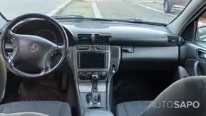 Mercedes-Benz Classe C 220 CDi Avantgarde Aut. de 2001