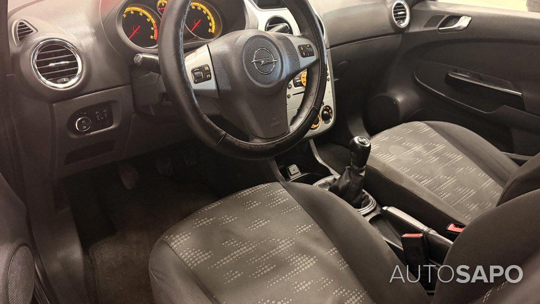 Opel Corsa 1.2 Enjoy de 2011