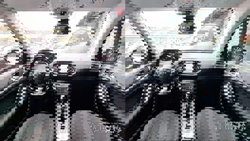 Peugeot 308 1.2 PureTech Access de 2016