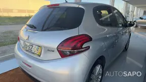 Peugeot 208 1.2 PureTech Style de 2017