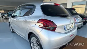 Peugeot 208 1.2 PureTech Style de 2017