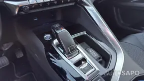 Peugeot 5008 1.2 PureTech Allure EAT8 de 2020