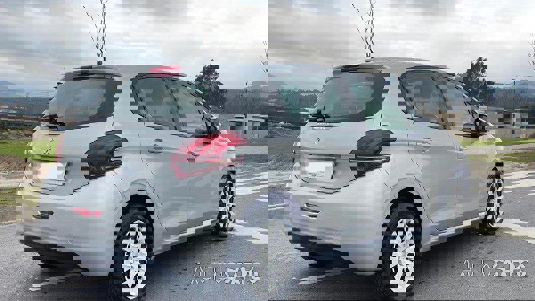 Peugeot 208 1.2 PureTech Active de 2016