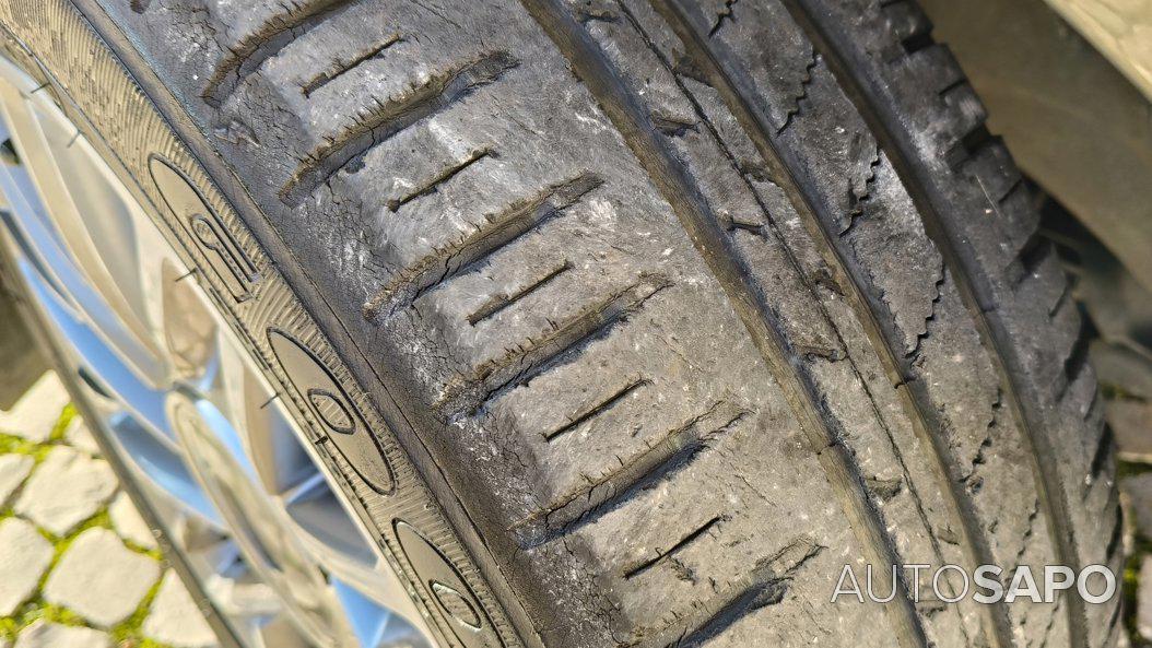 Lancia Y 1.2 16V LS de 2012