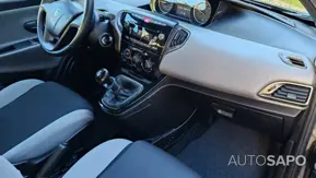 Lancia Y 1.2 16V LS de 2012