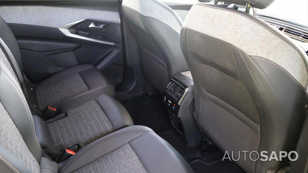 Peugeot 5008 de 2025