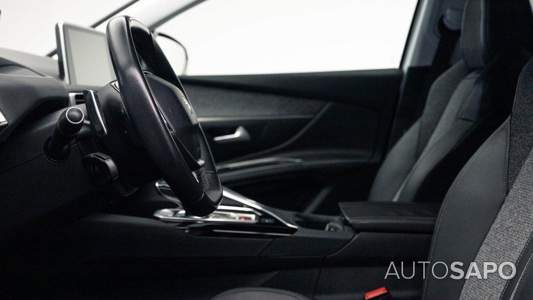 Peugeot 5008 1.5 BlueHDi Allure EAT8 de 2018