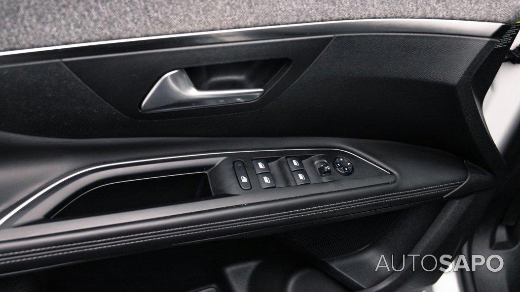 Peugeot 5008 1.5 BlueHDi Allure EAT8 de 2018