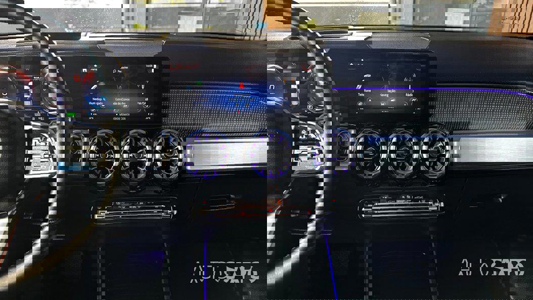 Mercedes-Benz EQB de 2022