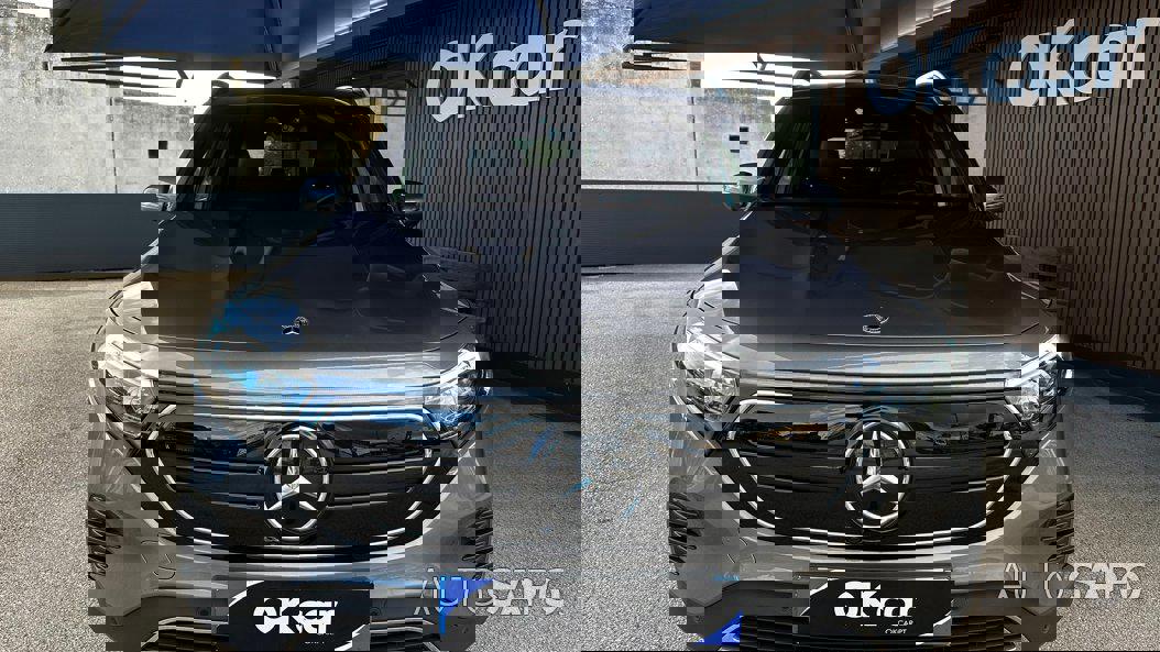 Mercedes-Benz EQB de 2022