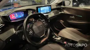 Peugeot 208 1.2 PureTech Allure Pack EAT8 de 2021