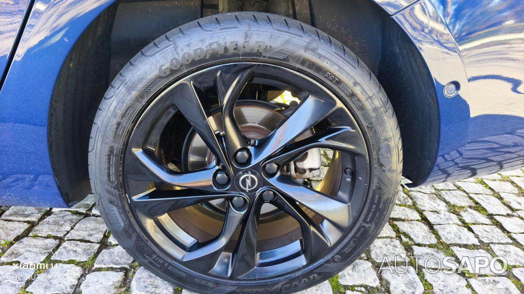 Opel Astra de 2019