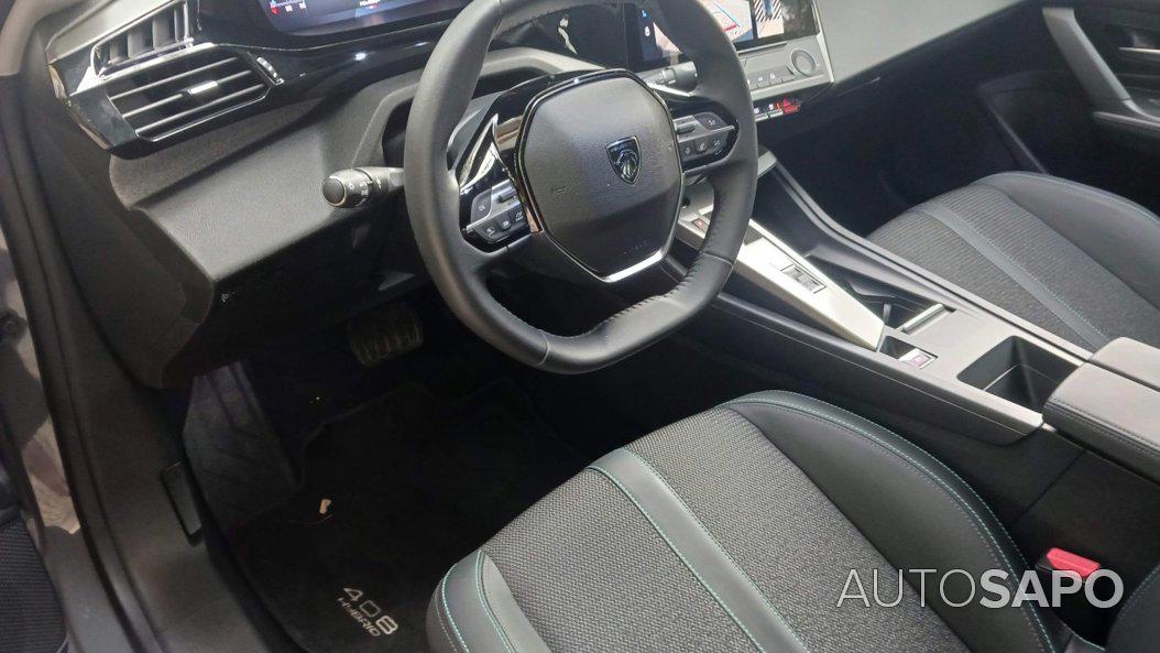 Peugeot 408 de 2025